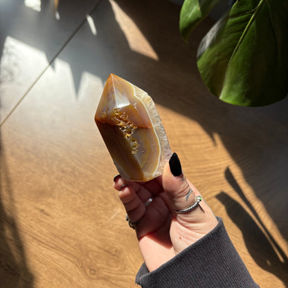 druzy agate tower