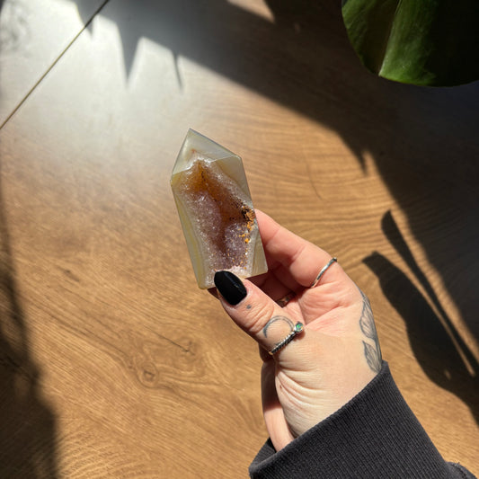 druzy agate tower