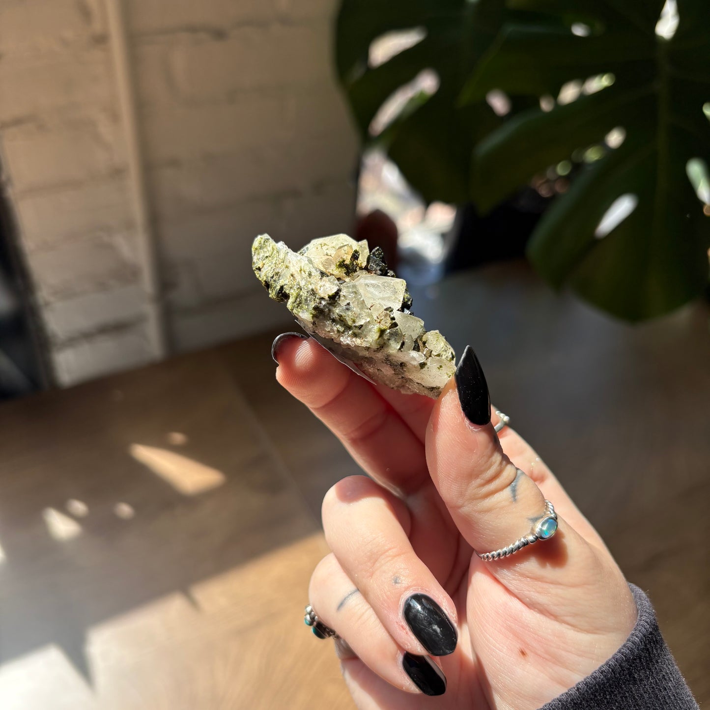 epidote quartz cluster