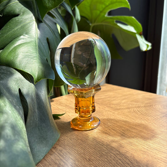 sm glass sphere stand (amber)