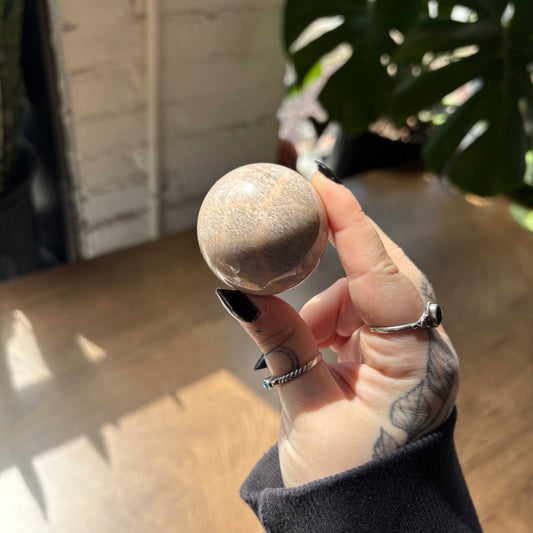 peach moonstone sphere