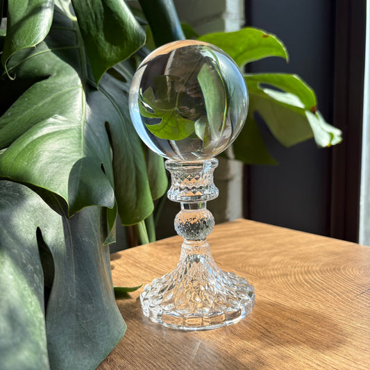 lg glass sphere stand (clear)