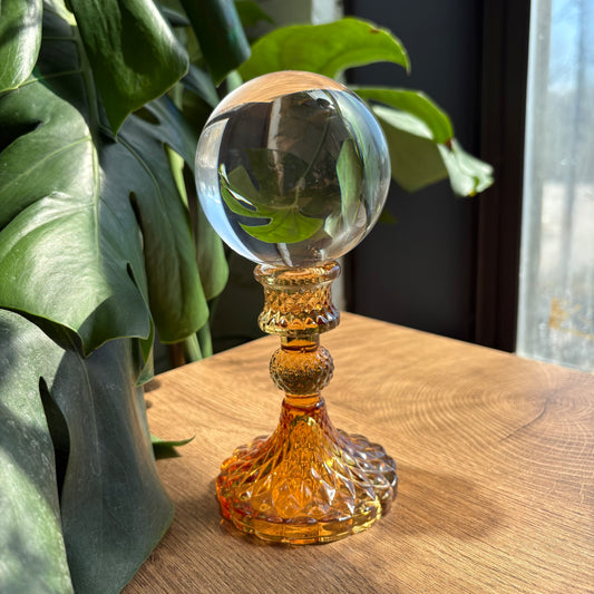 lg glass sphere stand (amber)
